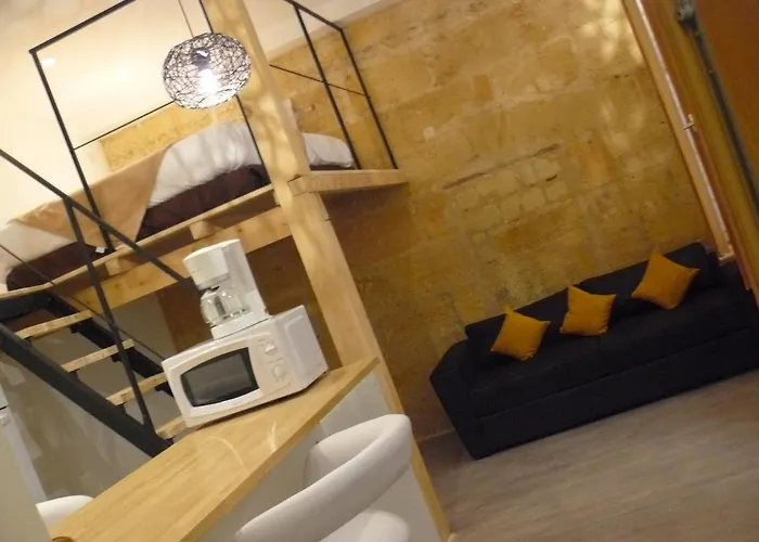 * Hyper Centre*local A Velo